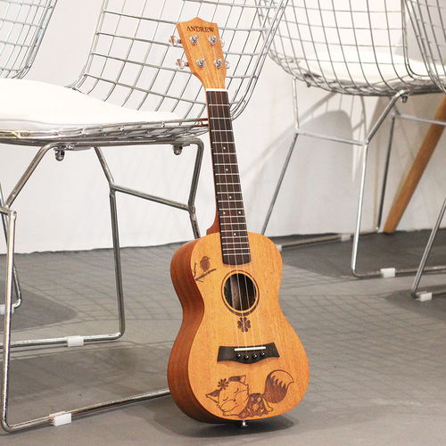 尤克里里的貼心伴侶 木質(zhì)調(diào)音器與少女心琴包